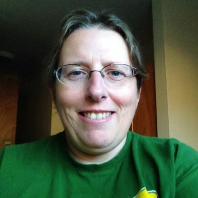 Retired Chemistry lecturer, dysgu cymraeg, cat fondler, commuter cyclist, elite dangerous enthusiast, golfer - My tweets/likes/shares/comments are my own