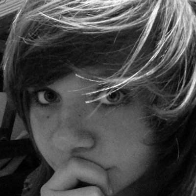Hi, wanna be my friend? | 13 | Baltimore, Maryland | snapchat: fucking_bands | kik: evierains1203
