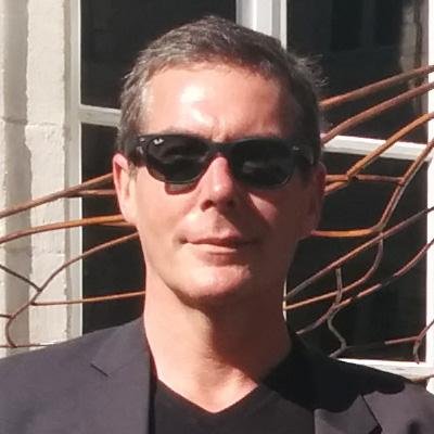 Prof de #Maths, amoureux des îles #Raiatea et de #NYC, passionné par le #WebDesign #JS #HTML #CSS, #Python et le rugby #RCT #SR
