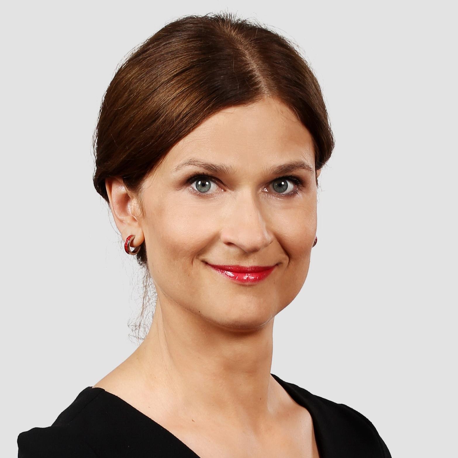 IneseKaln's profile picture. Domāt labu, darīt labu un neaizmirst par tiem, kas ir mazāk aizsargāti. Tā dzīvoju un pasniedzu LU EVF.