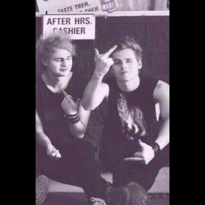Your fav will follow you soon. Never give up. I lub you :c • @tiedye_luke •