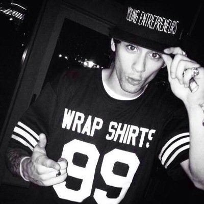 FREE FOLLOW FROM @fluffyxlou