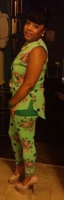 I am a single mother and in my free time I love to sing, take my son out, shop and entertainment:-)
