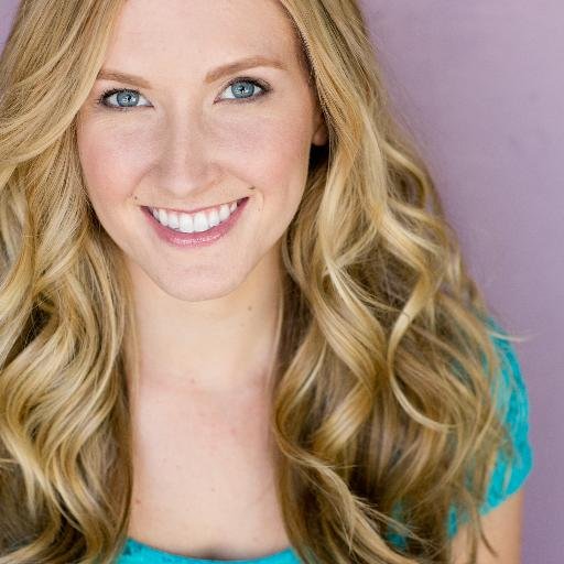 Actor, SAG-AFTRA 
 IG: elizabethannestocks