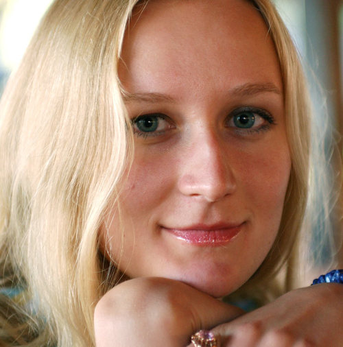 Julia Bazhenova Profile