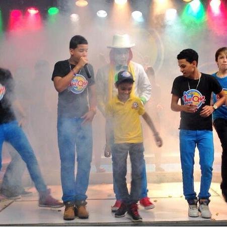 KanquiManiatica/Gustosa & todo lo demas (LaMamii_Bellah
SOY GAY Y AMO A JOSUE ♥ 
Y A LA PANDILLA Y A KANQUI LOS AMO ♥