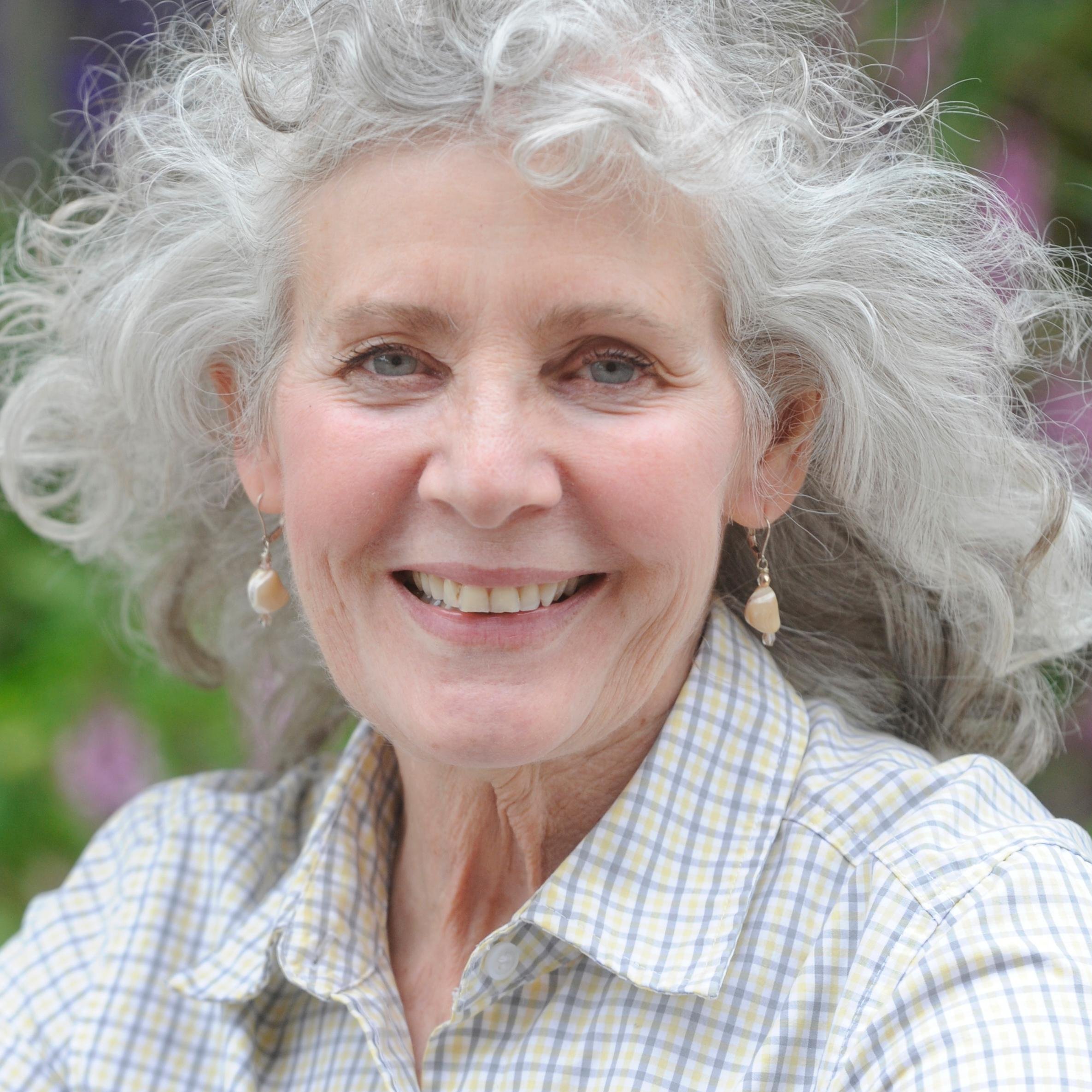 dweinste1's profile picture. Chicken wrangler, gardener and reporter