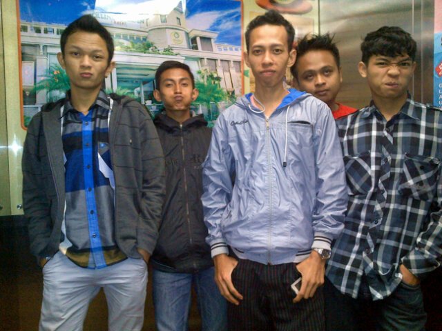 Boyslooser_'s profile picture. 