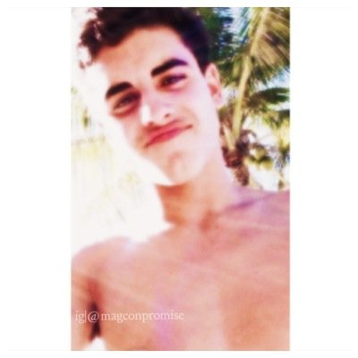 Please follow @queengilinsky