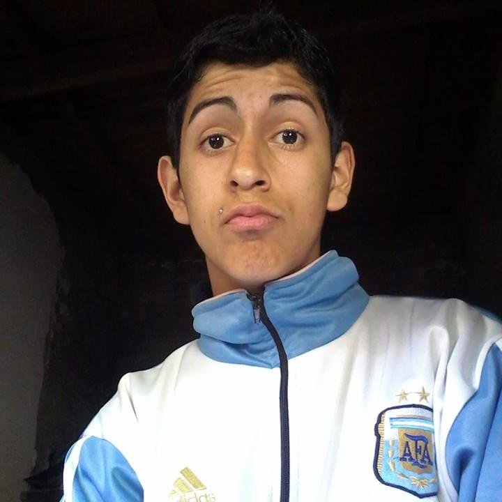 ...LA VIDA ES UNA MIERDA PERO TIENE SUS MEJORES MOMENTOS COMO EL AMOR..!!! S2 3
