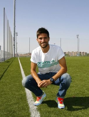 Twitter official de Adrián Gonzalez Morales. This is the official Twitter page of Adrian Gonzalez Morales. Actual jugador del Elche C.F.