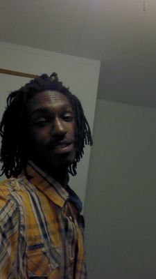 All I Care About Is Money & Fam .  You Looking at a Star Make A Wish .  ~Follow Me ! #KFC --KushFriedCells