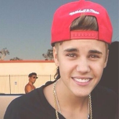 free follow & read tweets ❤️❤️ --@findingbiebers (: