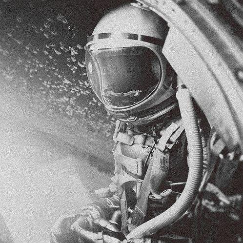 AGonelovespace's profile picture. 