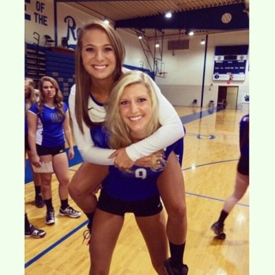 jackiequesntin's profile picture. Love live play softball