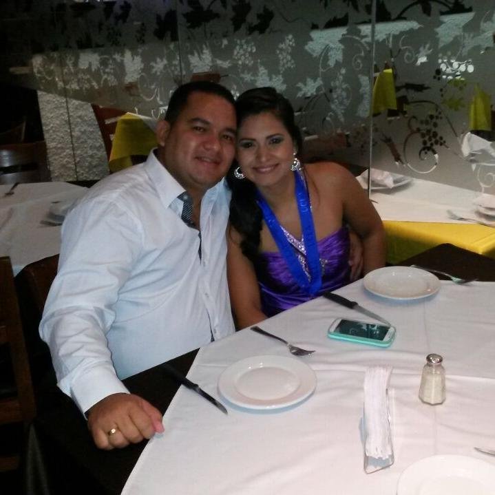 Ing. Civil... Amo a Dios, a Mi Familia y a Mi Esposo... Agradecida infinitamente de Dios por todas sus bendiciones!!