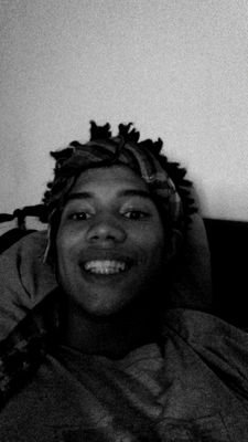I Live For My Niggas. I Embody Perfection.
#ZonE#13 #MeteoresFootball ♥ #EcoleKavena KiK: LeeroyRozan