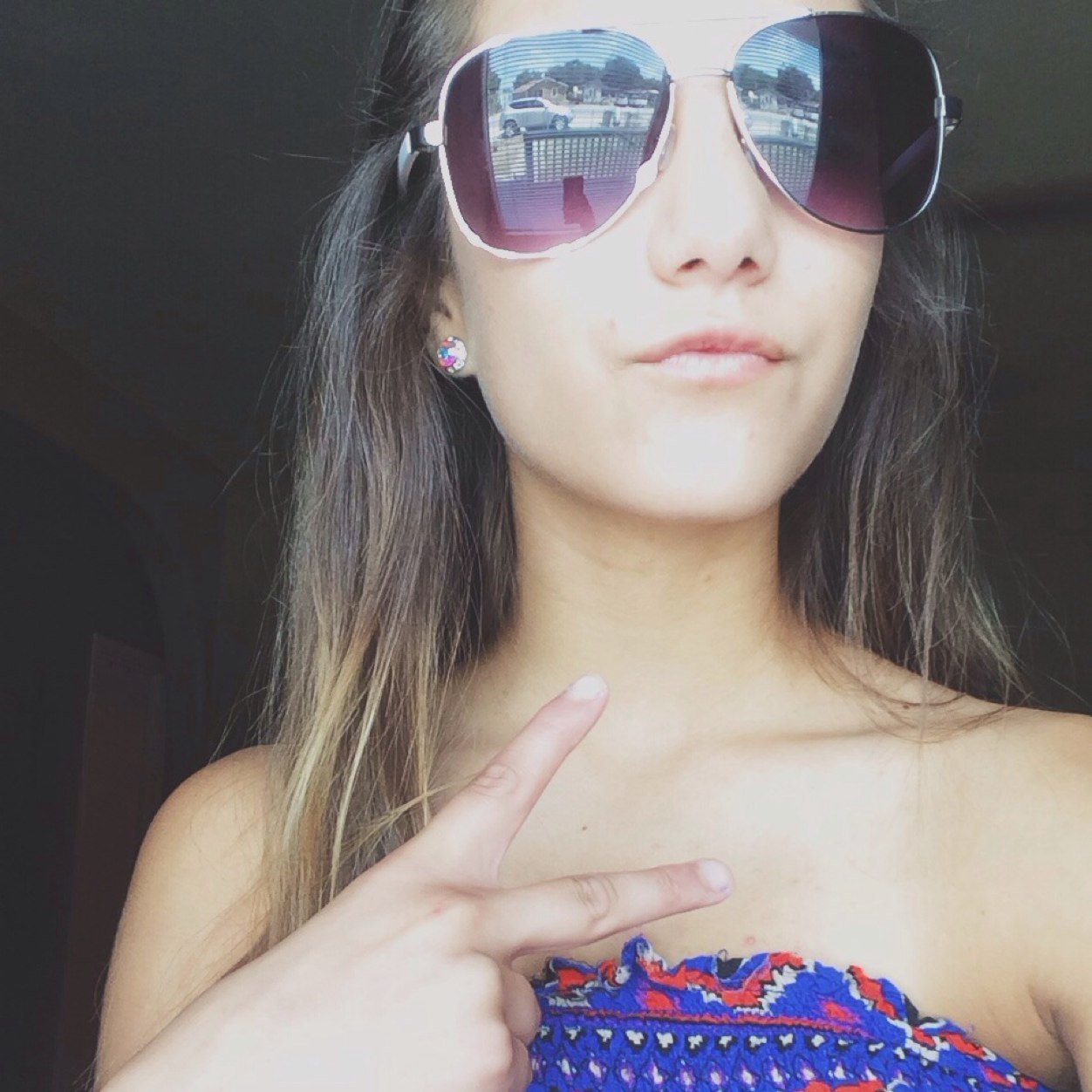 follow my new twitter☺️ @_felicityrae