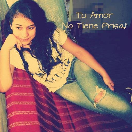 Aprendí a ser feliz cuando comprendí que de nada servia estar triste.