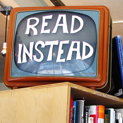 A real, live bookstore in the heart of Inman Square. 2003-2014.
