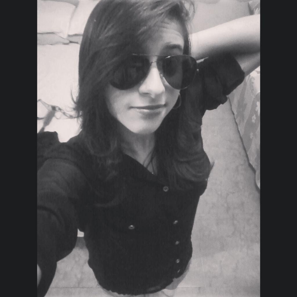 Ela é paz pra Palestina, fé pra Babilônia ✌