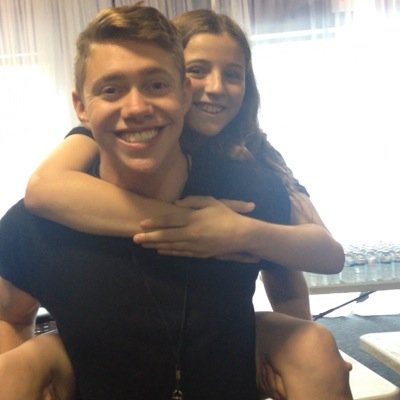 I met 7/7 sdk and jonah gave me a piggy back ride !Joey/7