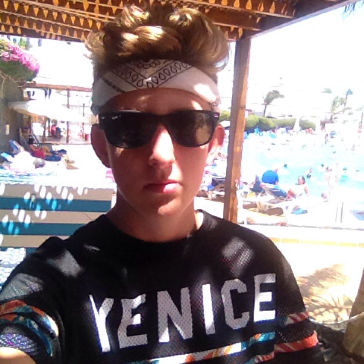 @VivacoClothing sales ambassador