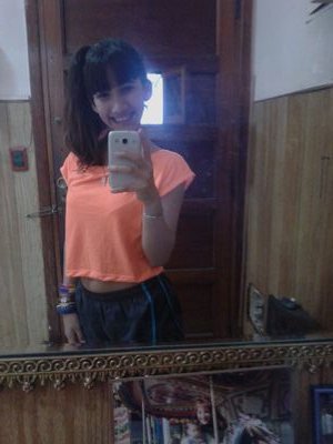 holuu soy ori ah hace un par de dias me cree el tw y bueno ah , qsy SEGUIME Y TE SIGO YA !! 3 .