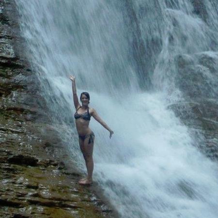 michaelay_'s profile picture. “In the end, only three things matter: how much you loved, how gently you lived, and how gracefully you let go of things not meant for you.”