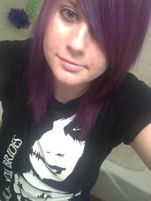 I love the bands SWS PTV ATL AAR SS BMTH BVB *etc* im a really friendly person once you get to know me