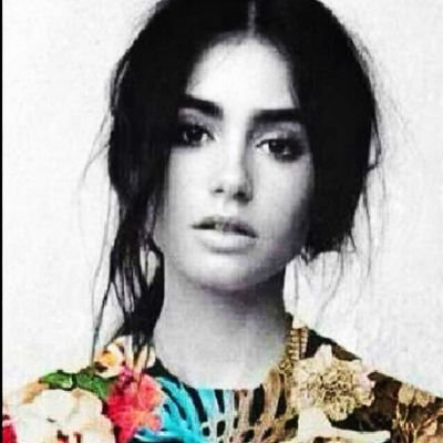 ‏`~ الذكريات هي هويتنا الاخری التي نخفيها عن الاخرين ~`                                      القصيم