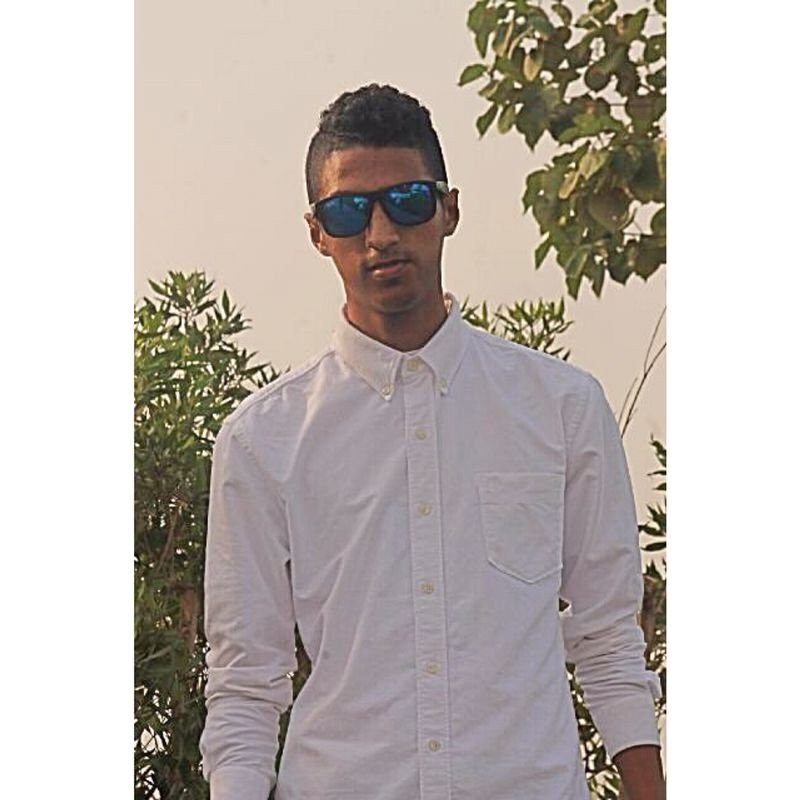 Pin:2B4763F7 '