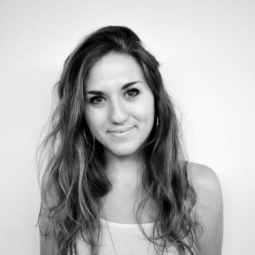 BGIRL. Bailo, viajo, leo, escucho y aprendo. Música, creatividad y arte. Profe y escritora.