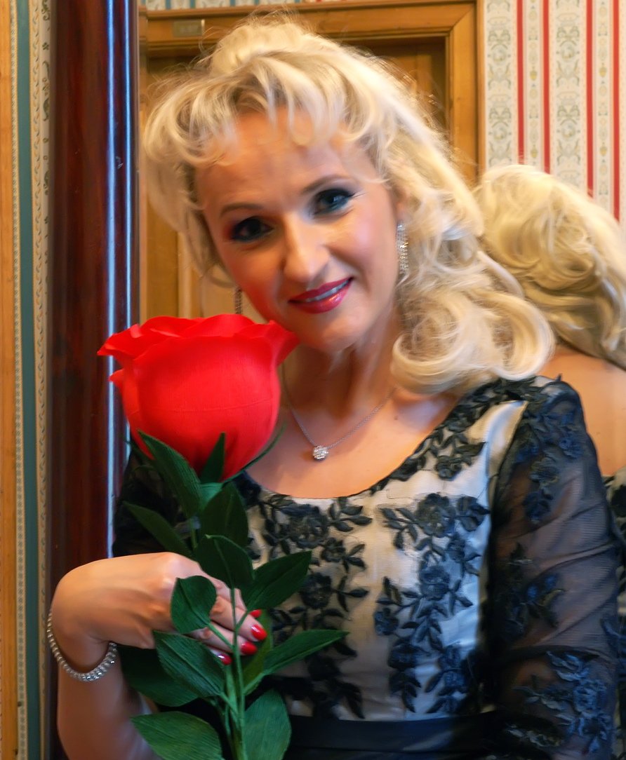 #Classical # Opera #Singer # Soprano # Musical Theater # Operetta # Songs # Recitals# Concerts # Teacher # Voice #Producer #Translator#Listen to my singing