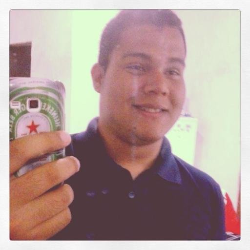 Trompetista | Torcedor do @SantaCruzFC Eternamente ♥ | 20 anos | Namorado da @KarolCoelho7 | Escorpiano (: