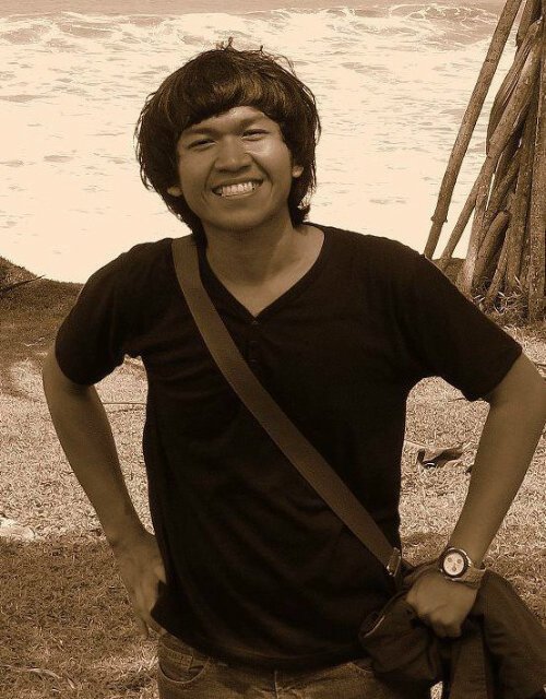 Co Founder YFCC INDONESIA , Environment Ambassador, Love Travelling
