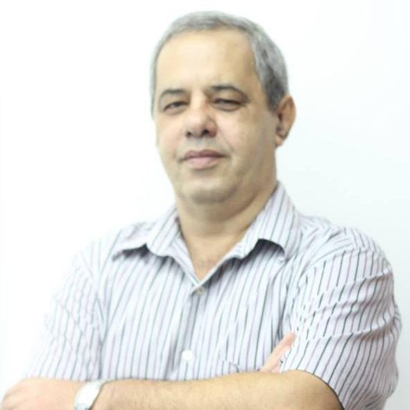 Um homem eternamente à procura de si.