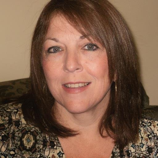 valsview's profile picture. Love theater and home design. Mother of  fansies, so I guess that makes me a momsie