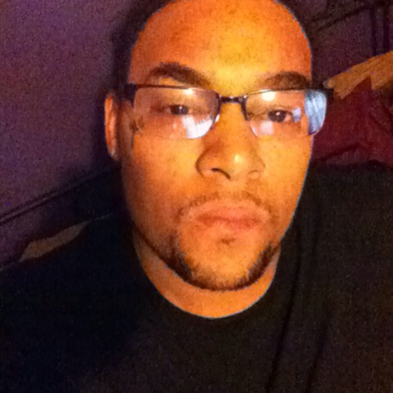 Male 26 born aug 7,1988. Birthplace: Chicago,Illinois on the southside