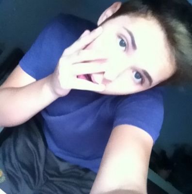 im a Lovatic & Directioner i dont care what you think about me i am who i am like it or not!!! follow me on instagram woah_its_georgy c;