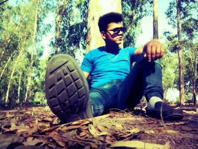 Lovely bOy