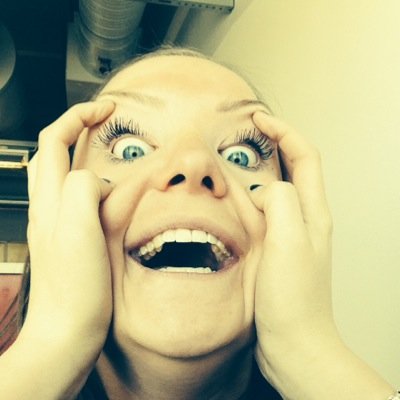 Beatriiiicee's profile picture. född som en igelkott, dum i huvudet