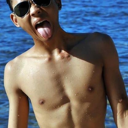 Chandra_Siin's profile picture. Slamming Vocal