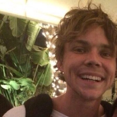follow @spellbindluke