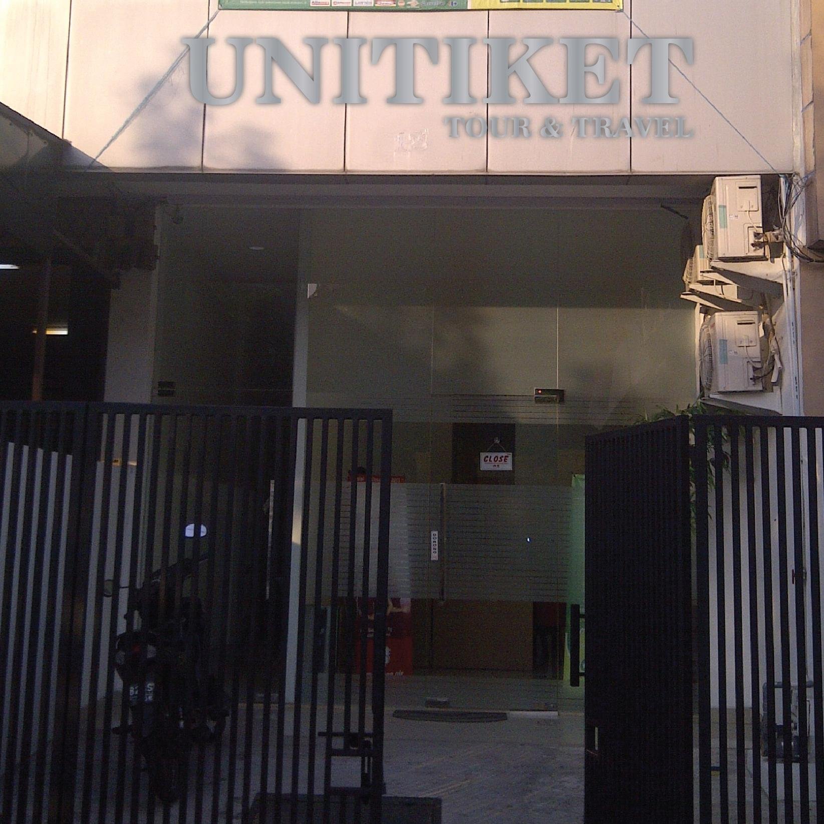 Reservation Ticket, Hotel, Tour & Document (Jakarta-Pusat)