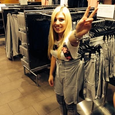Bibi ist meine mum ♡♡♡♡ @bibisbeauty bitte follow me ♡ ♡ ♡ ♡ ♡