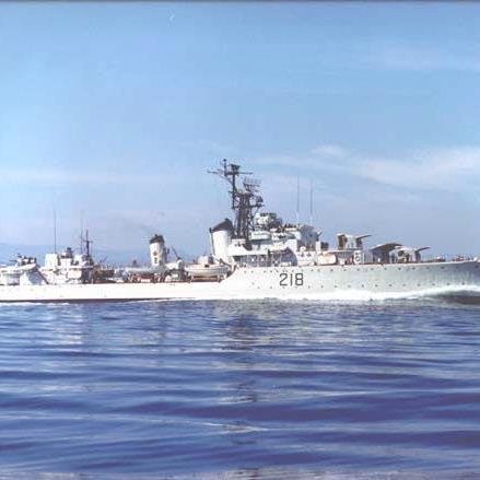 3neck's profile picture. Retired Military  Love the Lord 👑