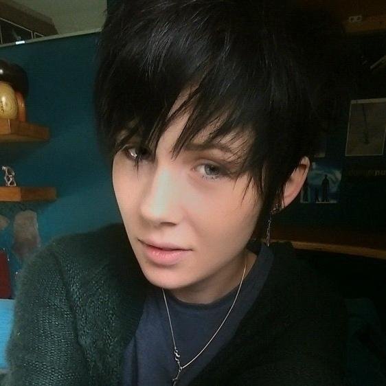 Hey im Damion! 18| gay| Single  |shy
I'm 4'4  I weight 7.5 stone #RIPAlex