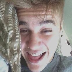 deepdrxw's profile picture. he's always been my everything.