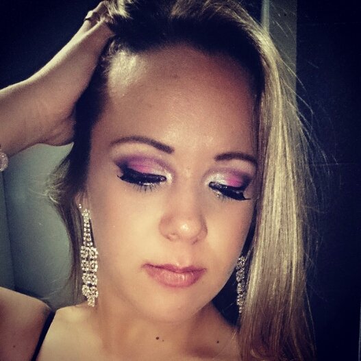 sistematica/colorada/determinada/louca/chata/irritante/ carinhosa/ prazer EU !!